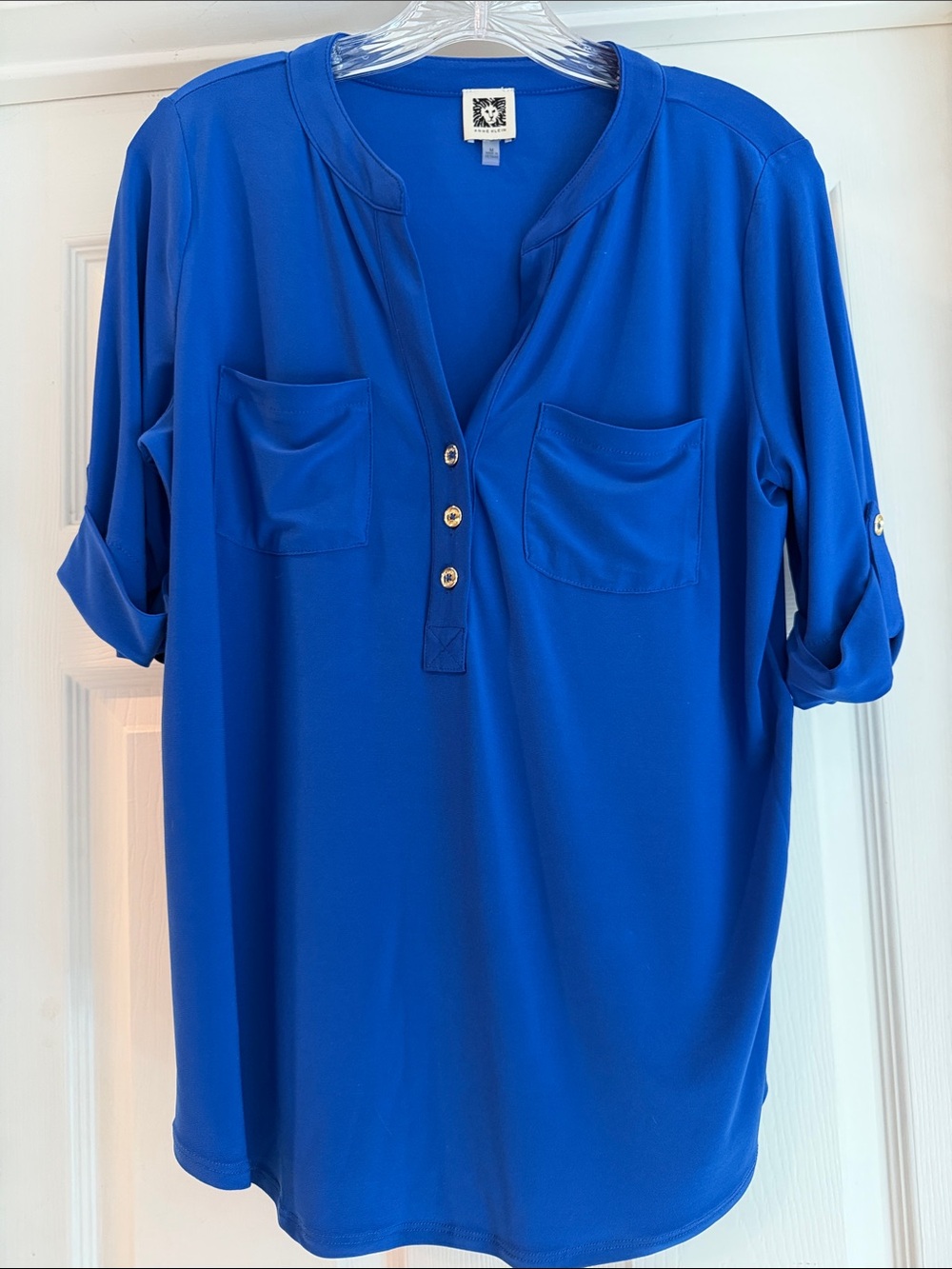 Anne Klein Royal Blue V-Neck Tunic with Pockets and Gold Buttons EUC